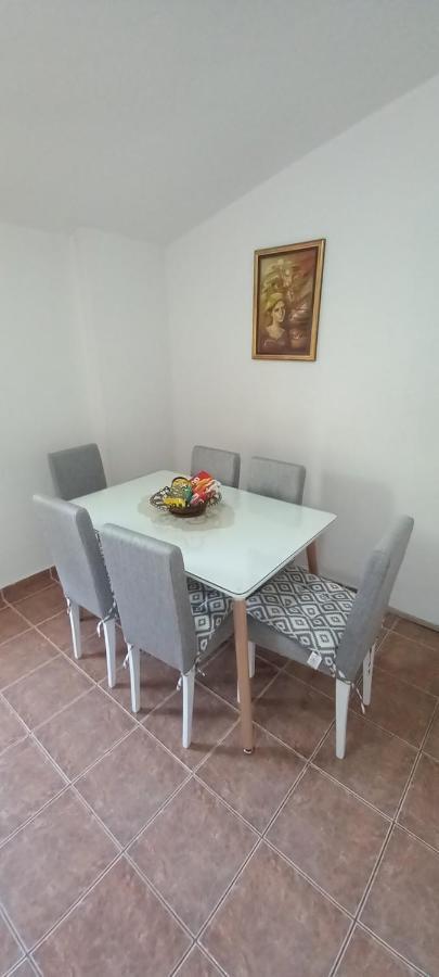 Apartments Kalamperovic Бар Екстериор снимка
