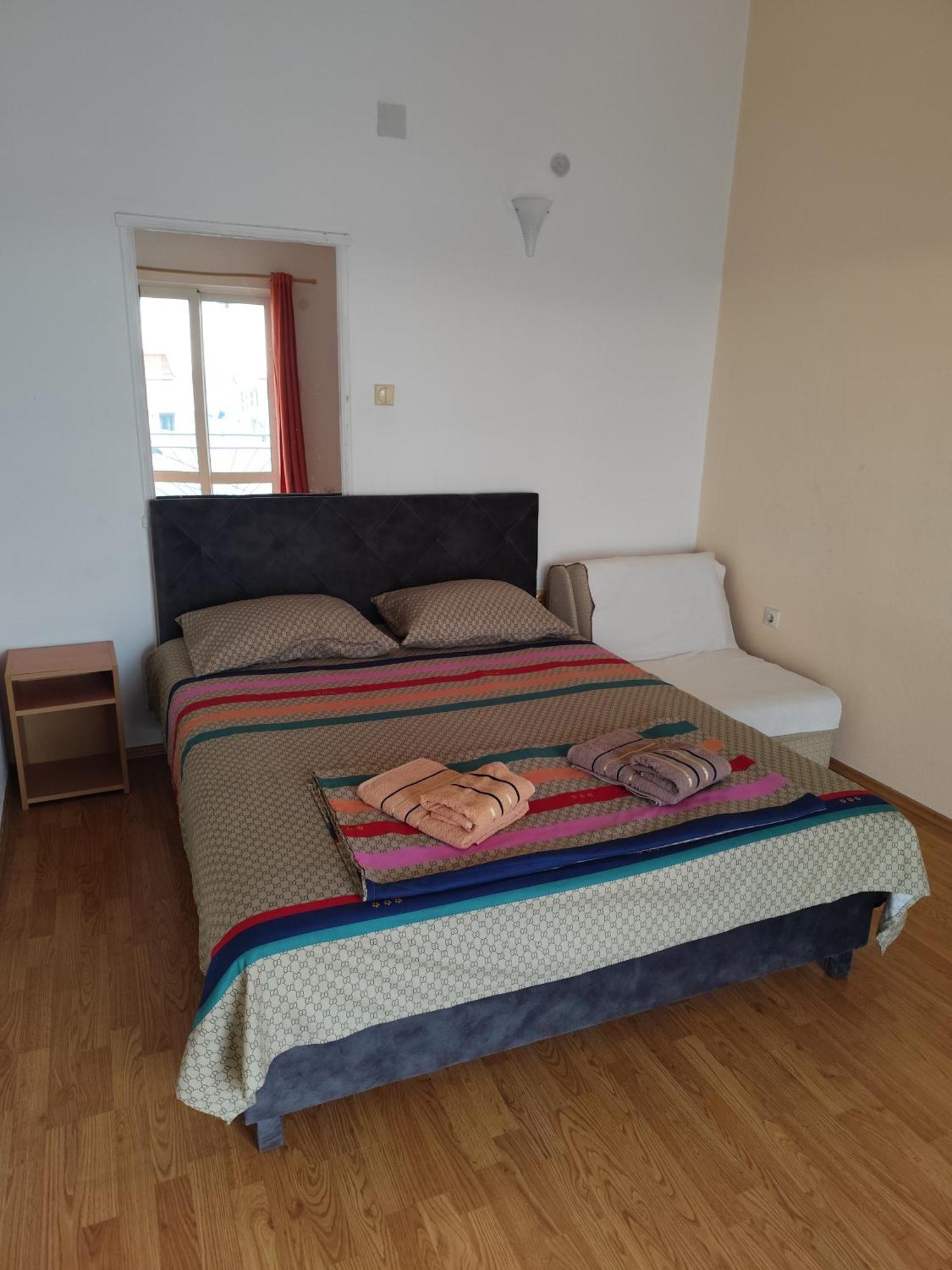 Apartments Kalamperovic Бар Екстериор снимка