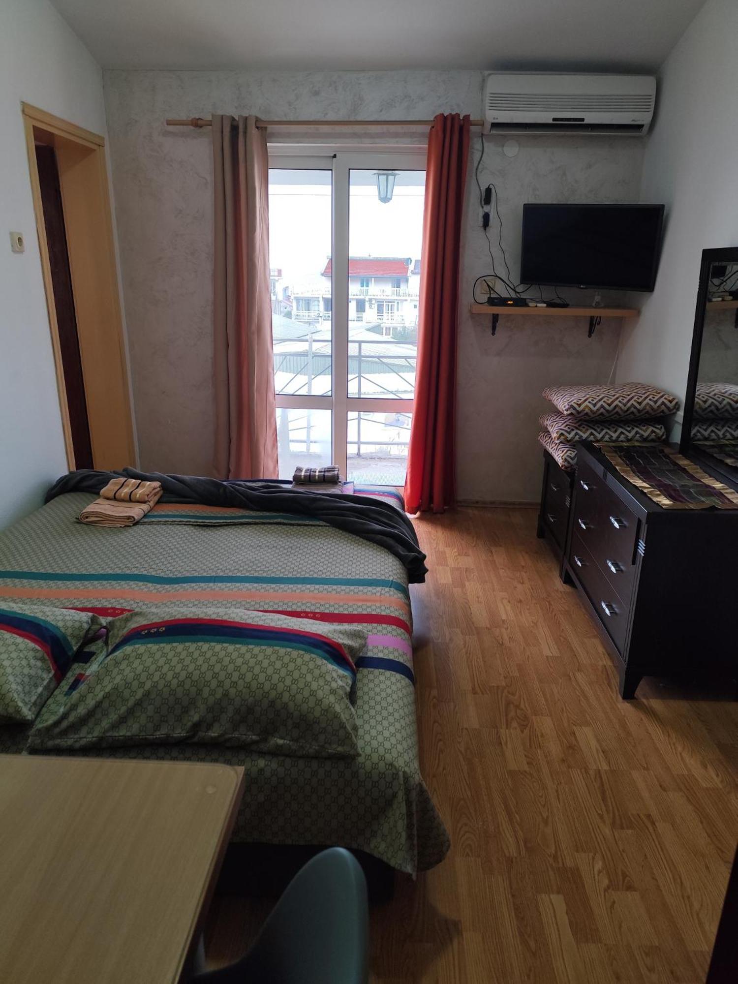 Apartments Kalamperovic Бар Екстериор снимка