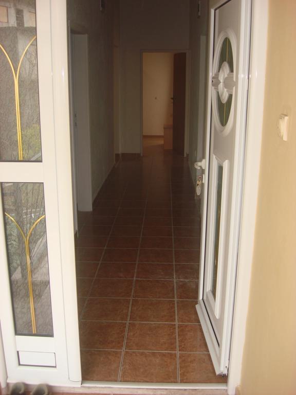 Apartments Kalamperovic Бар Стая снимка
