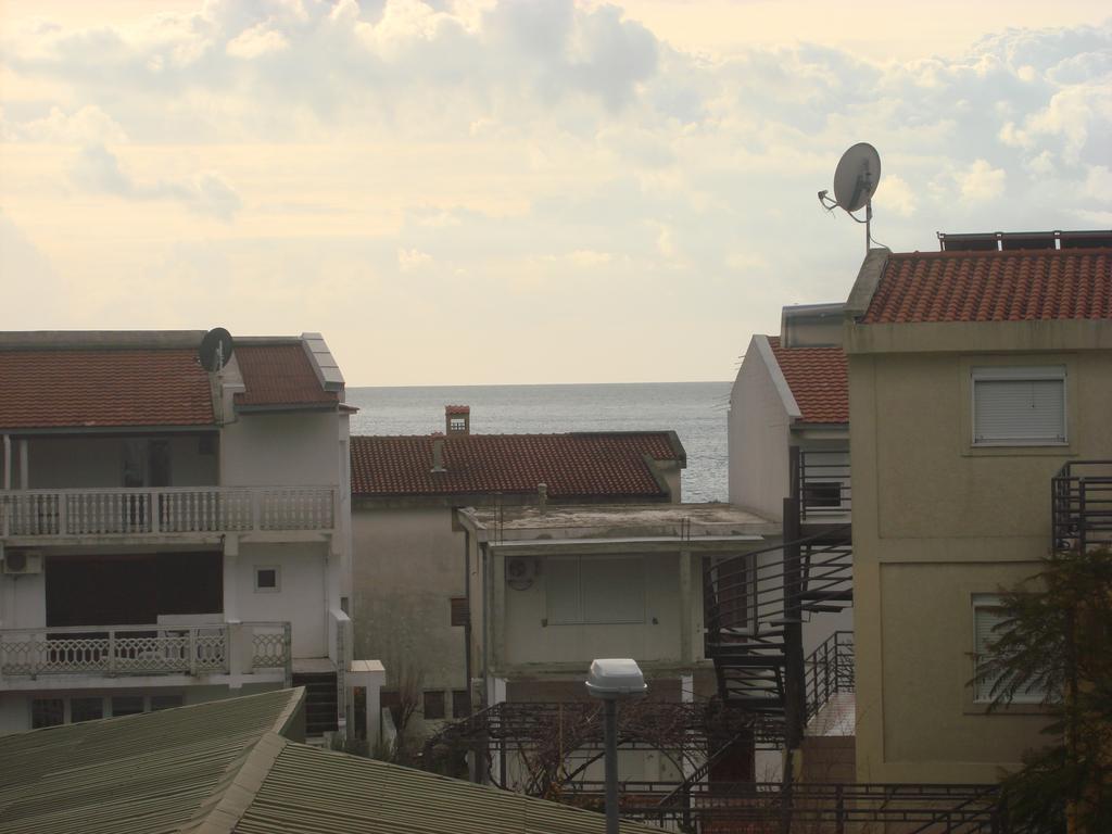 Apartments Kalamperovic Бар Стая снимка
