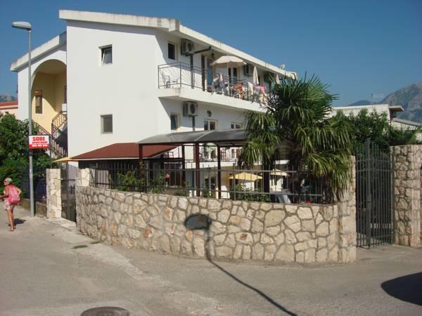 Apartments Kalamperovic Бар Екстериор снимка
